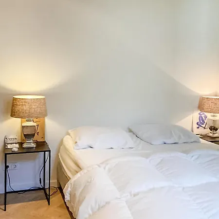 2 Bedroom Gorgeous In