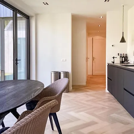 2 Bedroom Gorgeous In 펜션